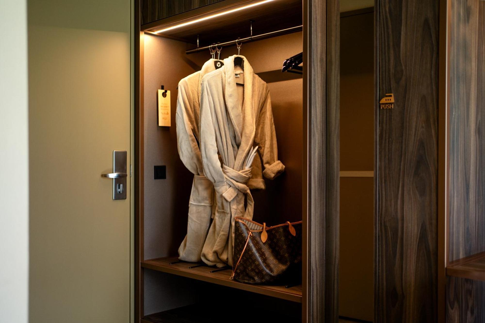 Hotel Wicc Wageningen Eksteriør billede